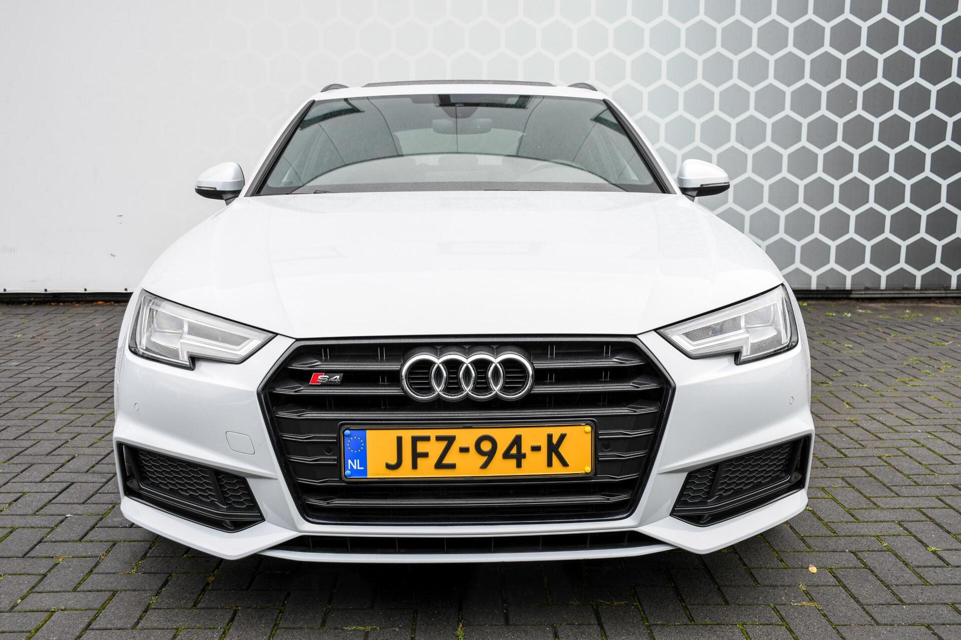 Foto van Audi S4 Avant