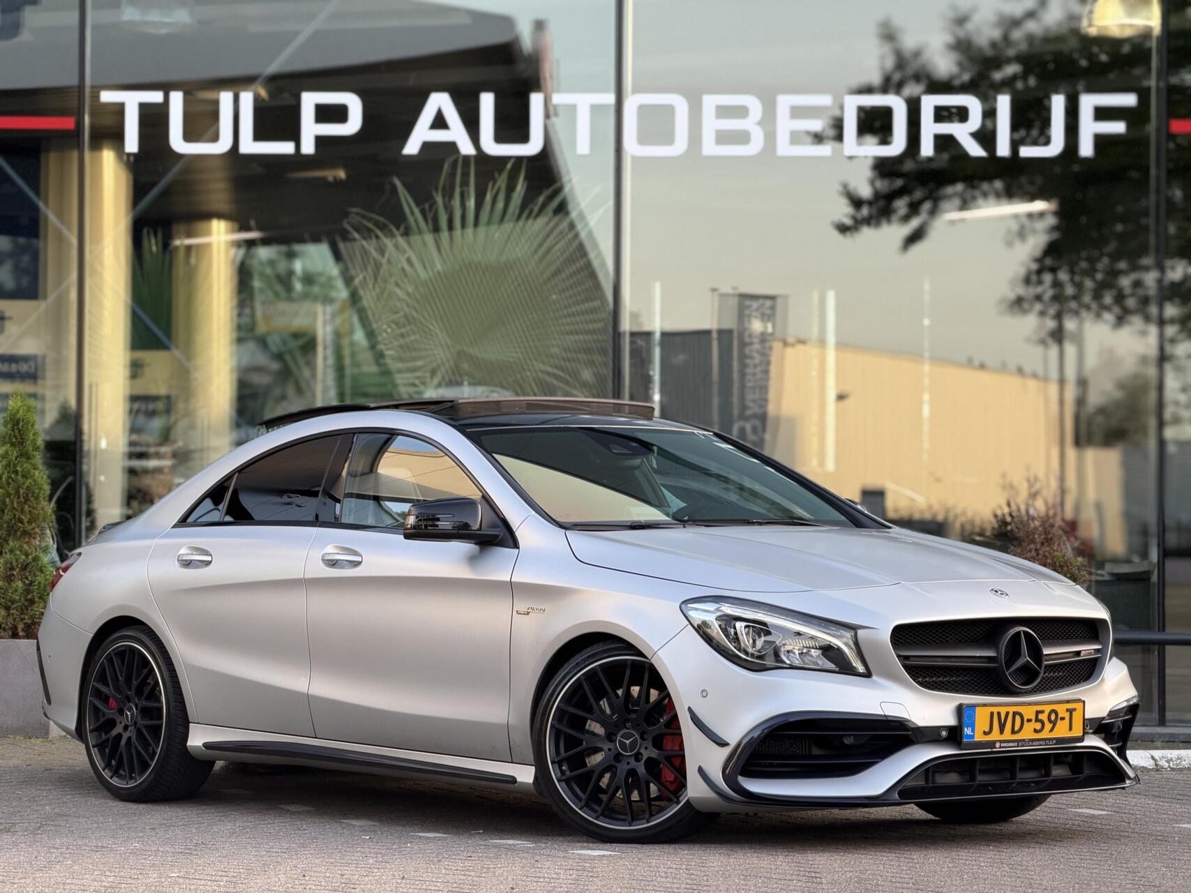 Foto van Mercedes-Benz AMG Cla 45