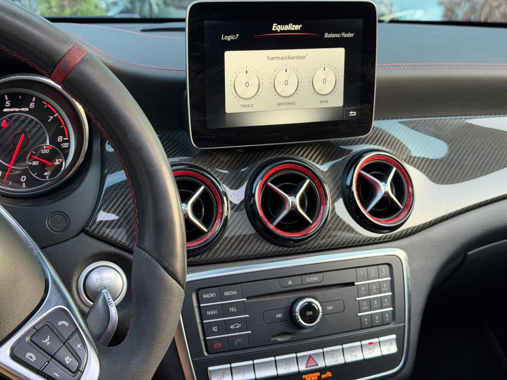Foto van Mercedes-Benz AMG Cla 45
