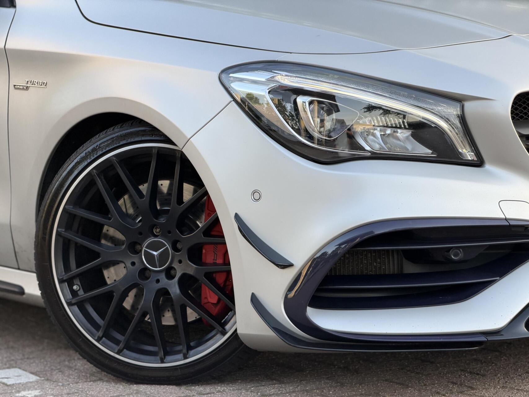 Foto van Mercedes-Benz AMG Cla 45