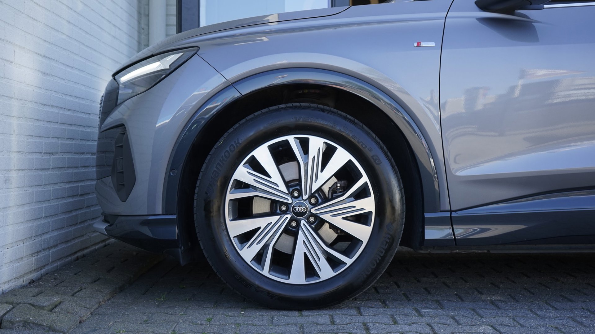 Foto van Audi Q4 35 E-tron