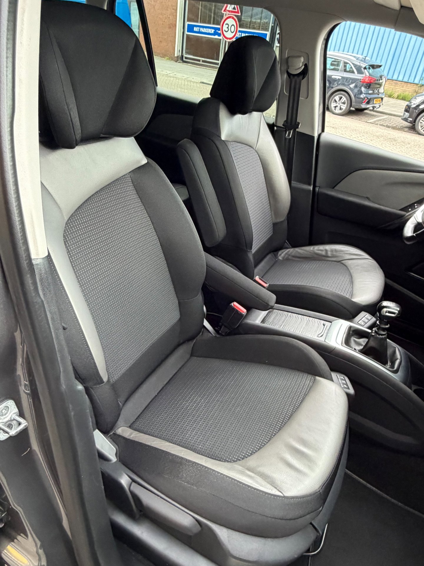 Foto van Citroen Grand C4 Spacetourer