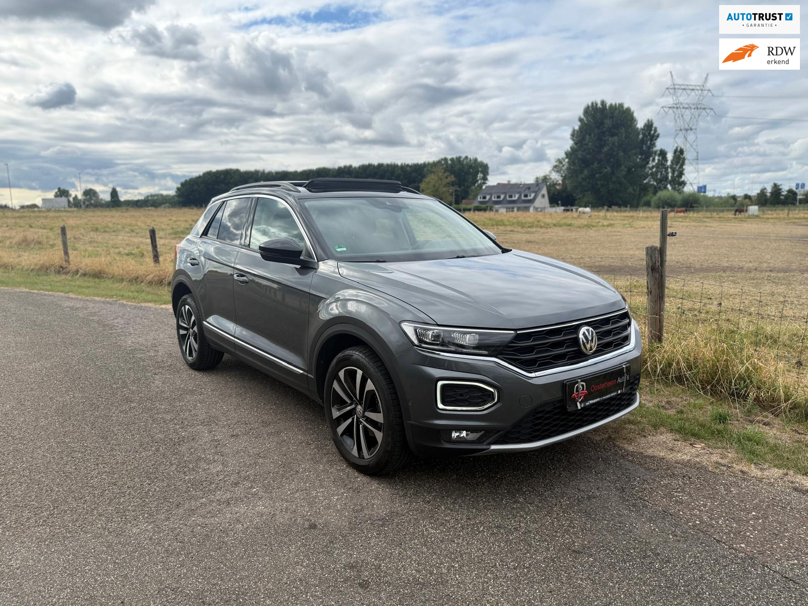 Volkswagen T-roc 1.5 TSI|Sportline|Pano|Trekhk|IQ.Drive 2019 - voorkant