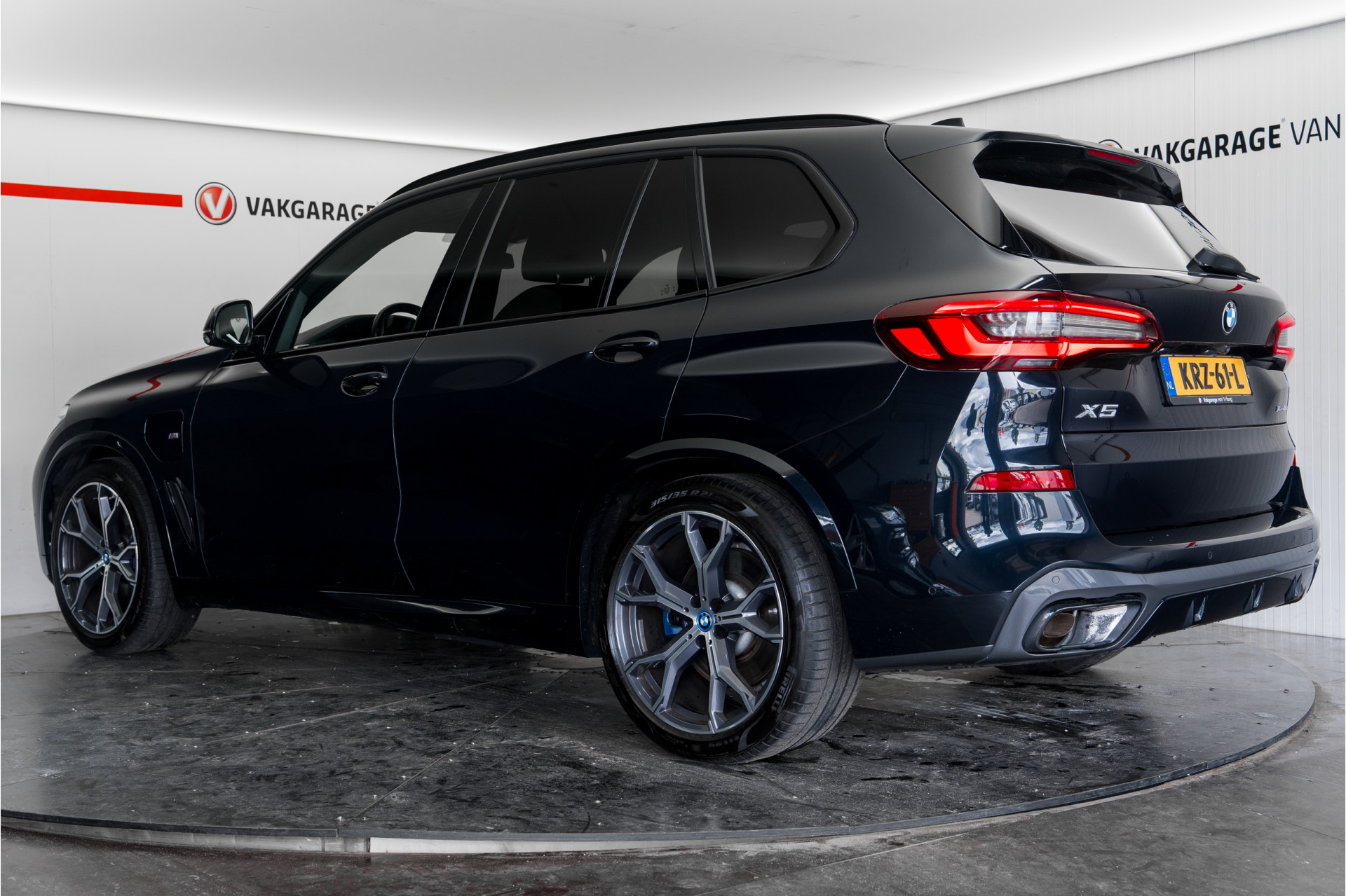 Foto van BMW X5 Xdrive45e