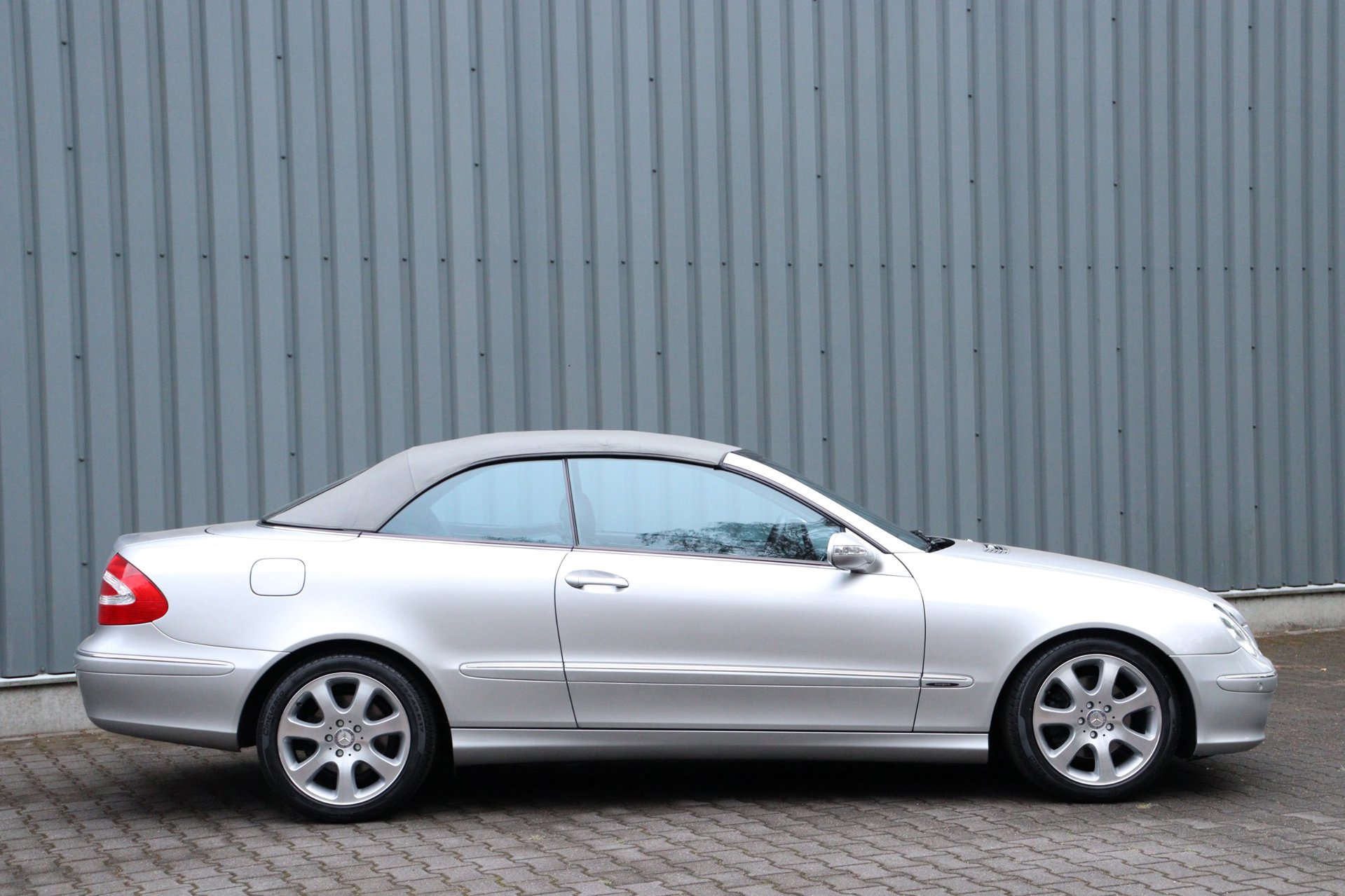 Foto van Mercedes-Benz CLK 240