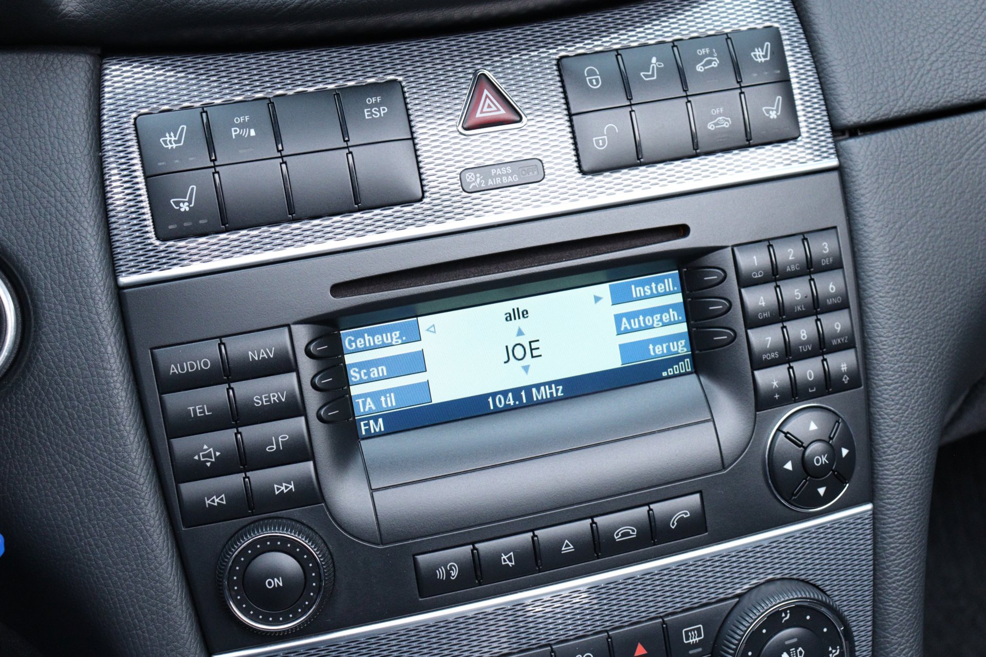Foto van Mercedes-Benz CLK 240