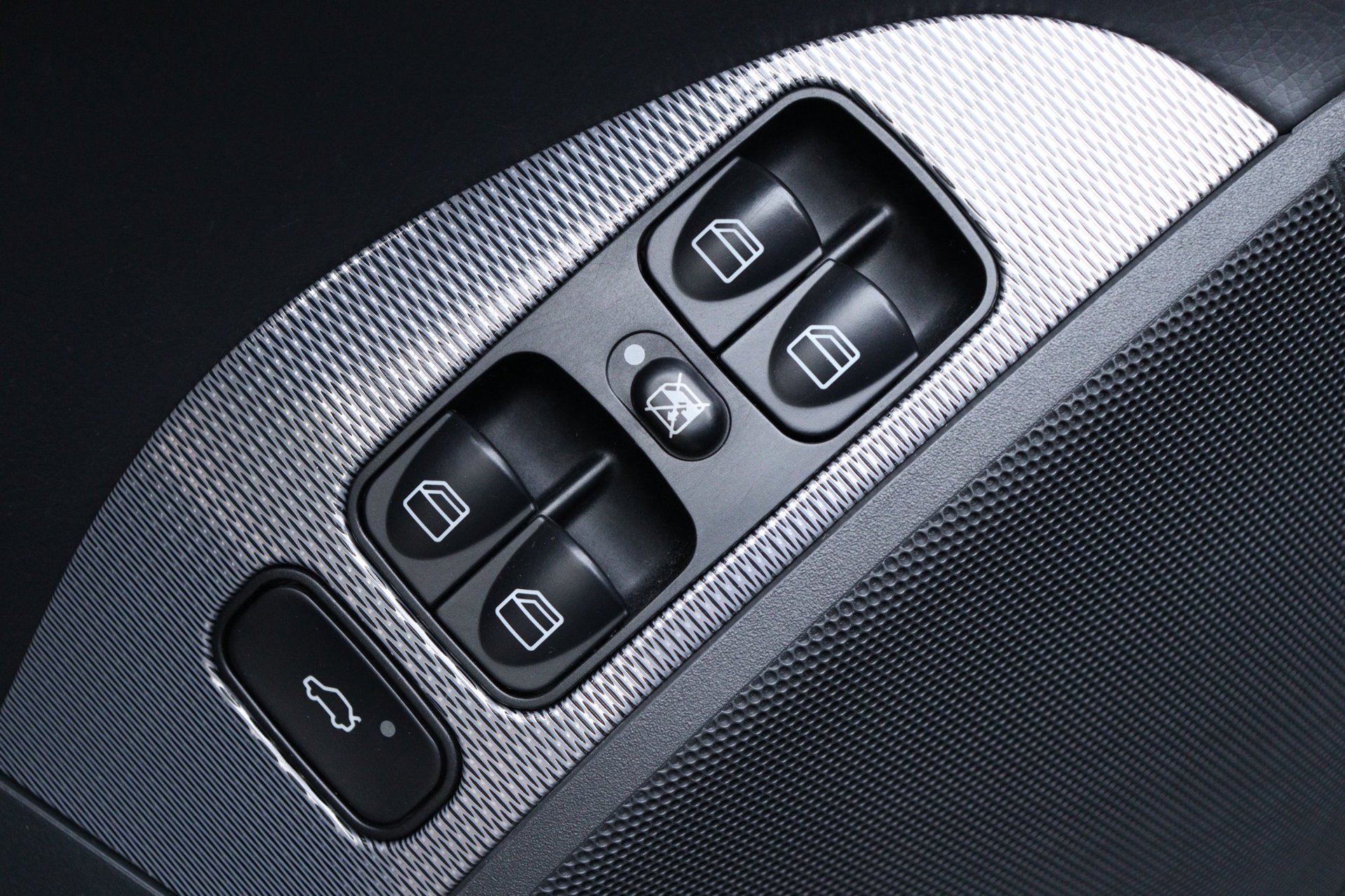 Foto van Mercedes-Benz CLK 240