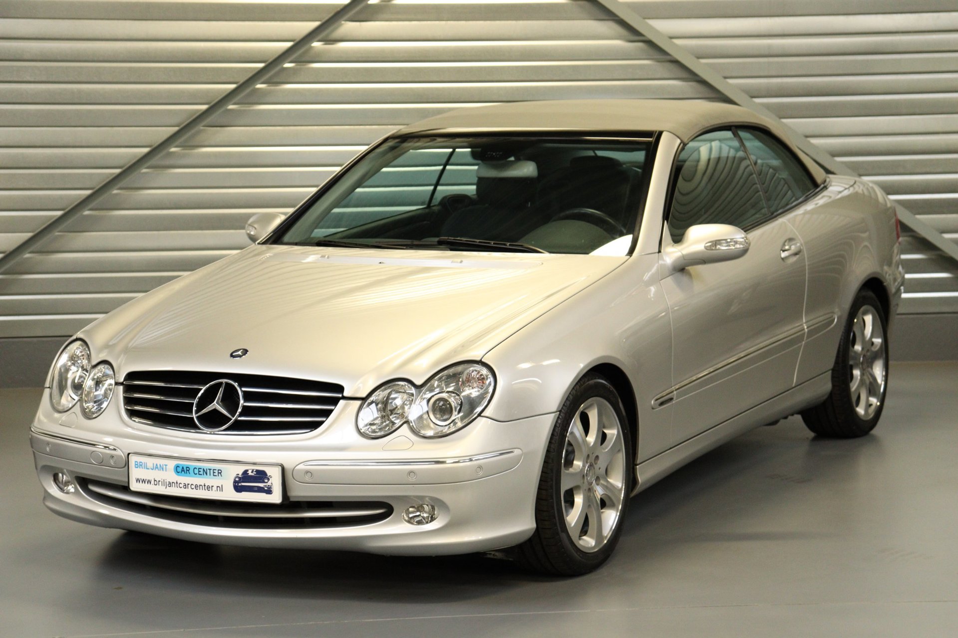 Foto van Mercedes-Benz CLK 240