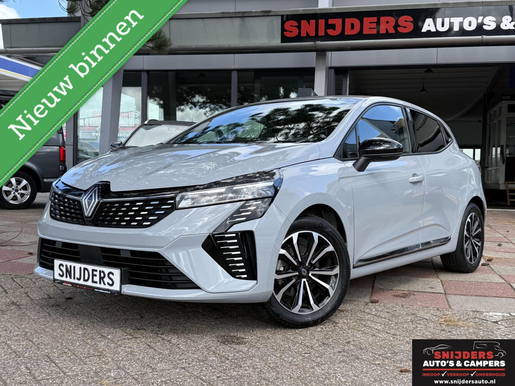 Renault Clio (e-tech Hybrid) 1.6 E-Tech Full Hybrid 145 techno groot scherm 2025 - voorkant