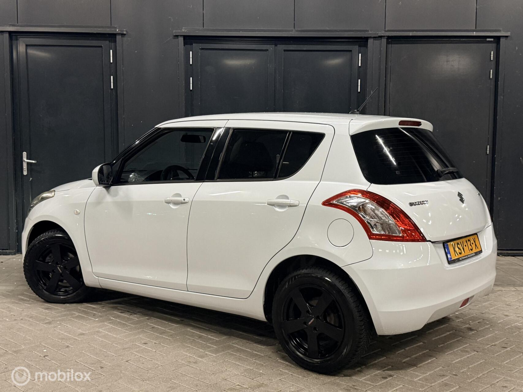 Foto van Suzuki Swift