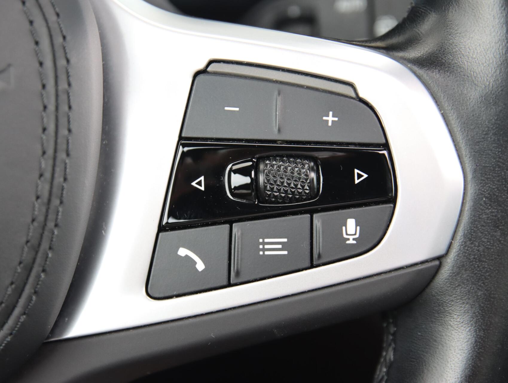 Foto van BMW Ix3
