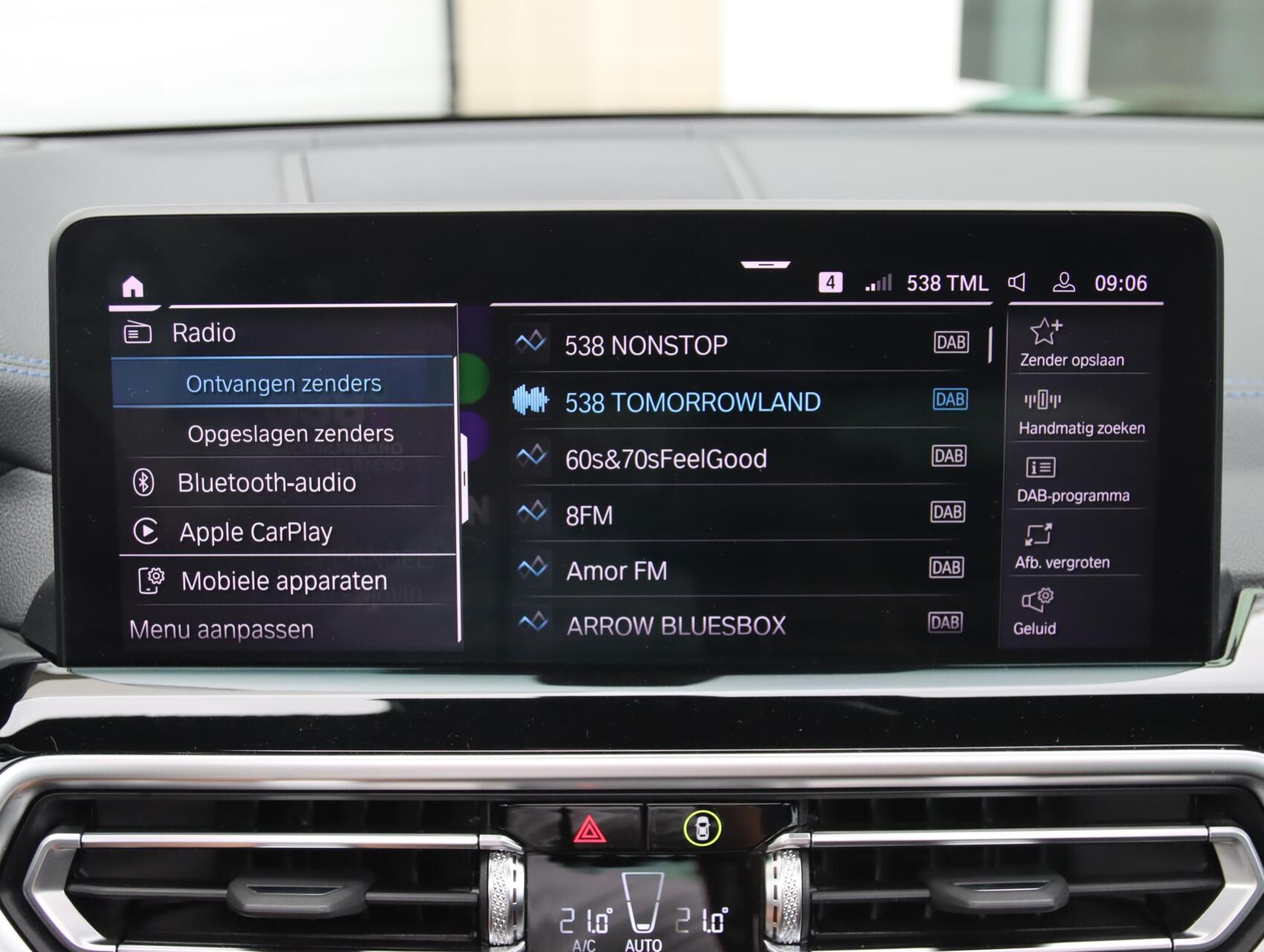 Foto van BMW Ix3