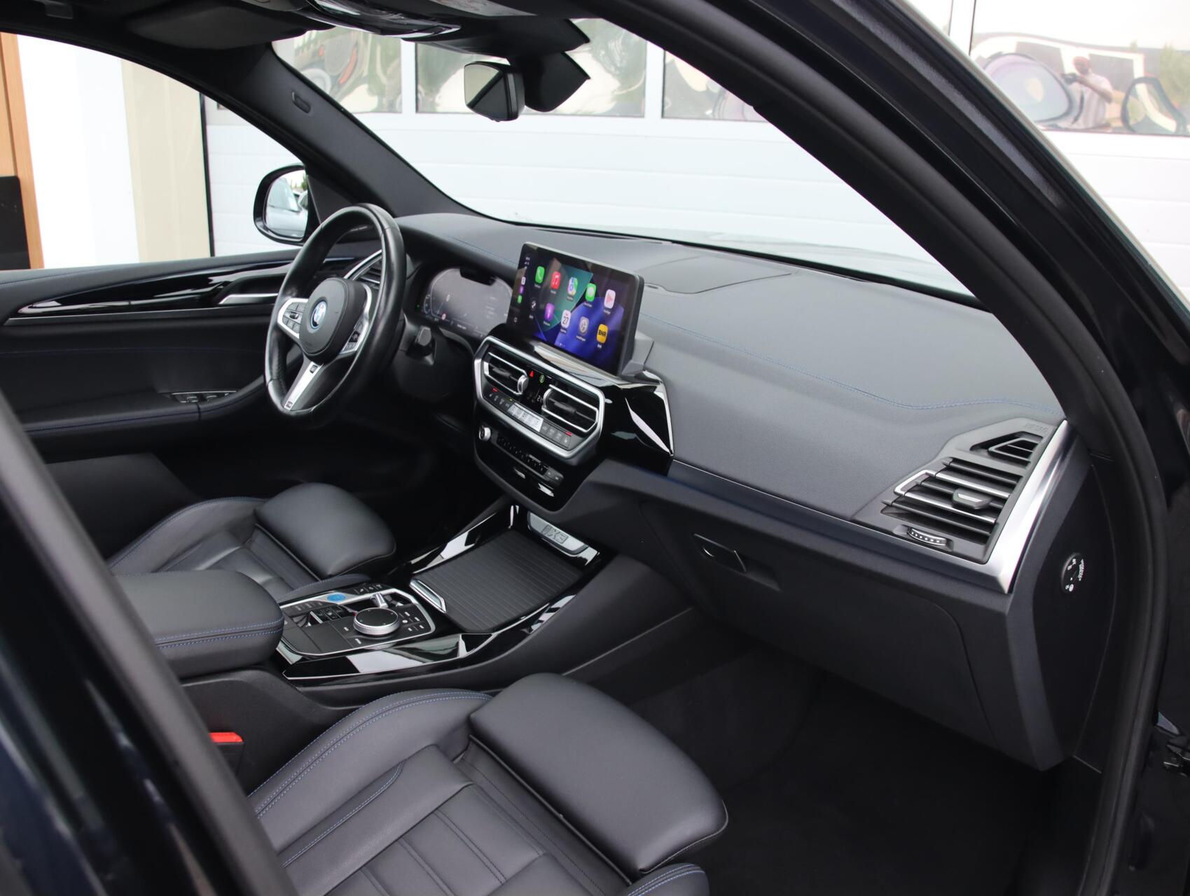 Foto van BMW Ix3