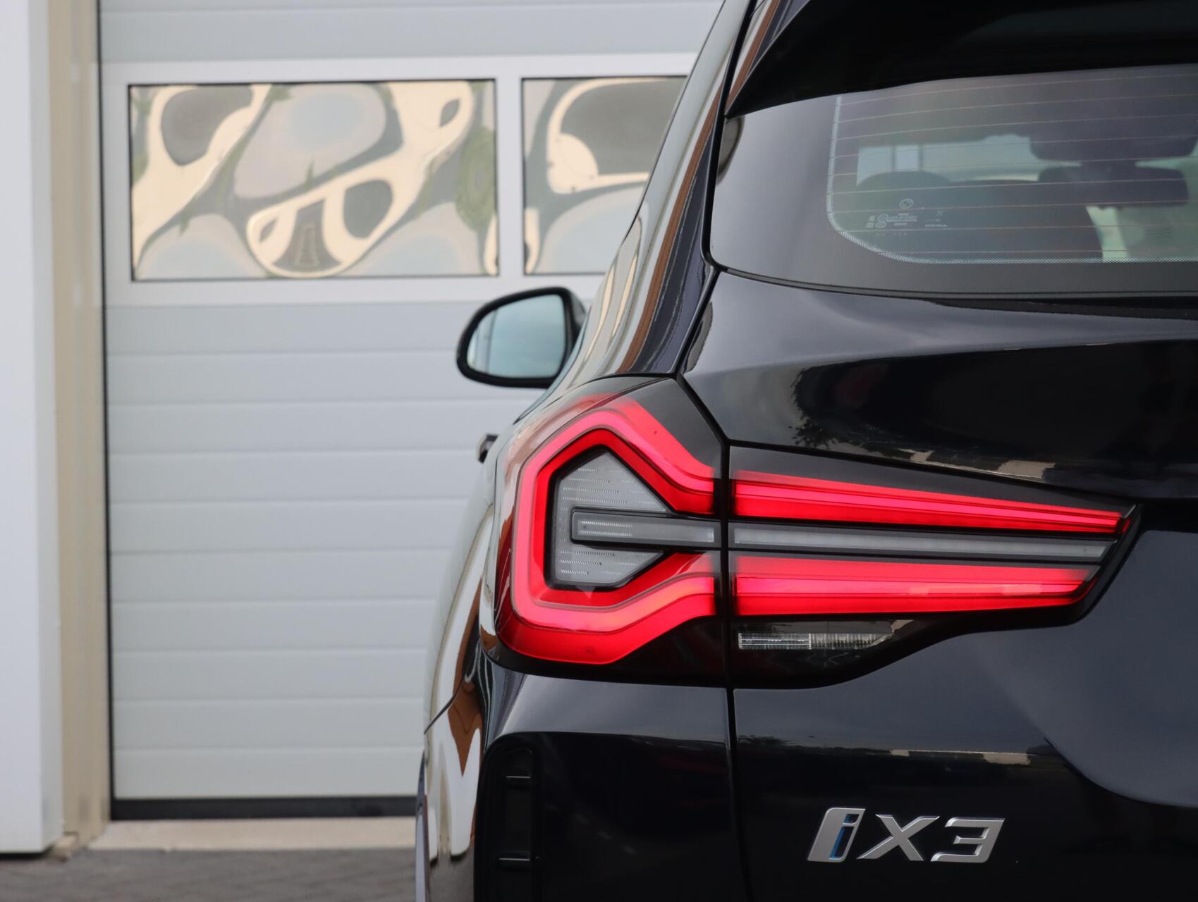 Foto van BMW Ix3
