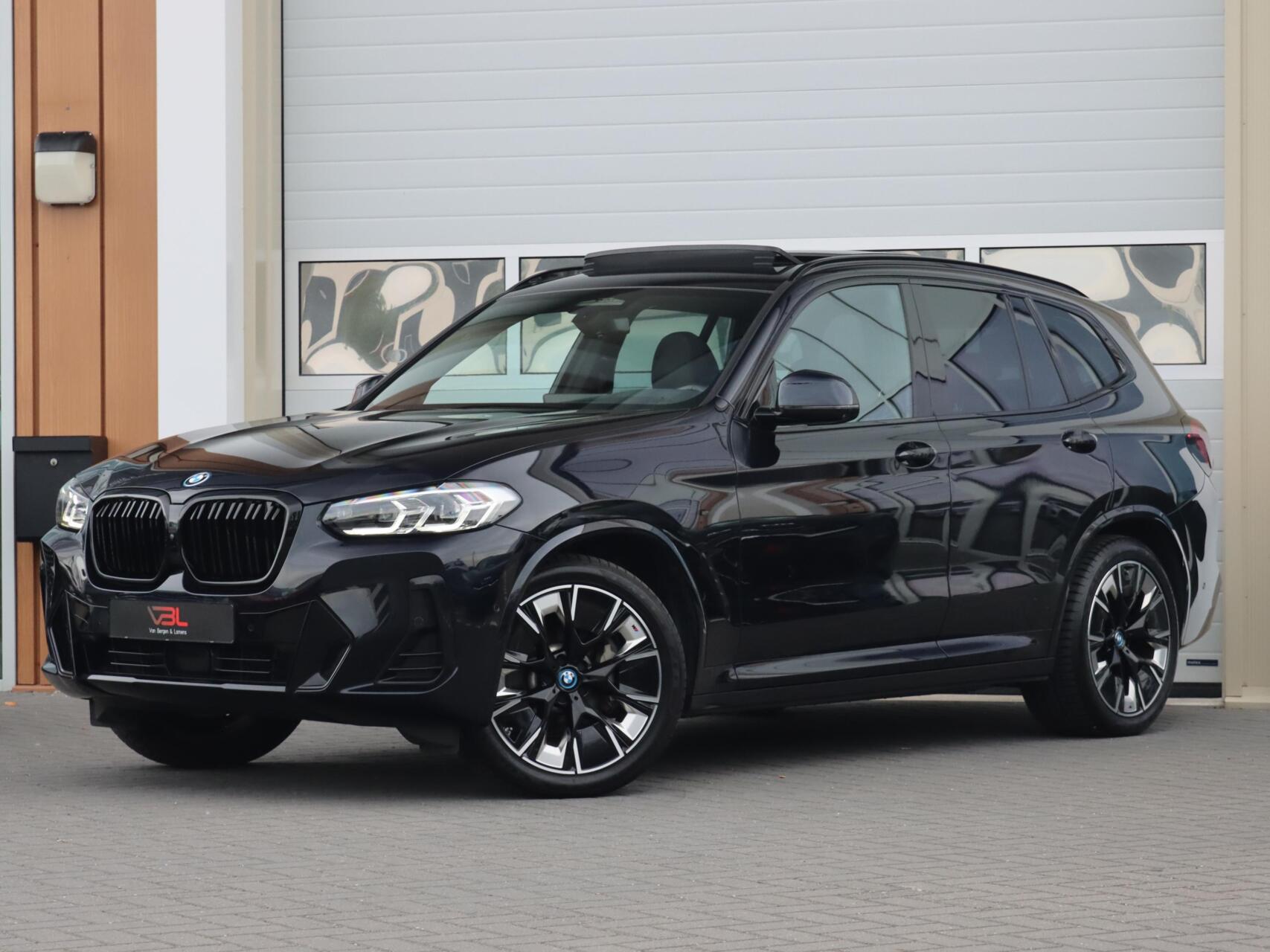 Foto van BMW Ix3