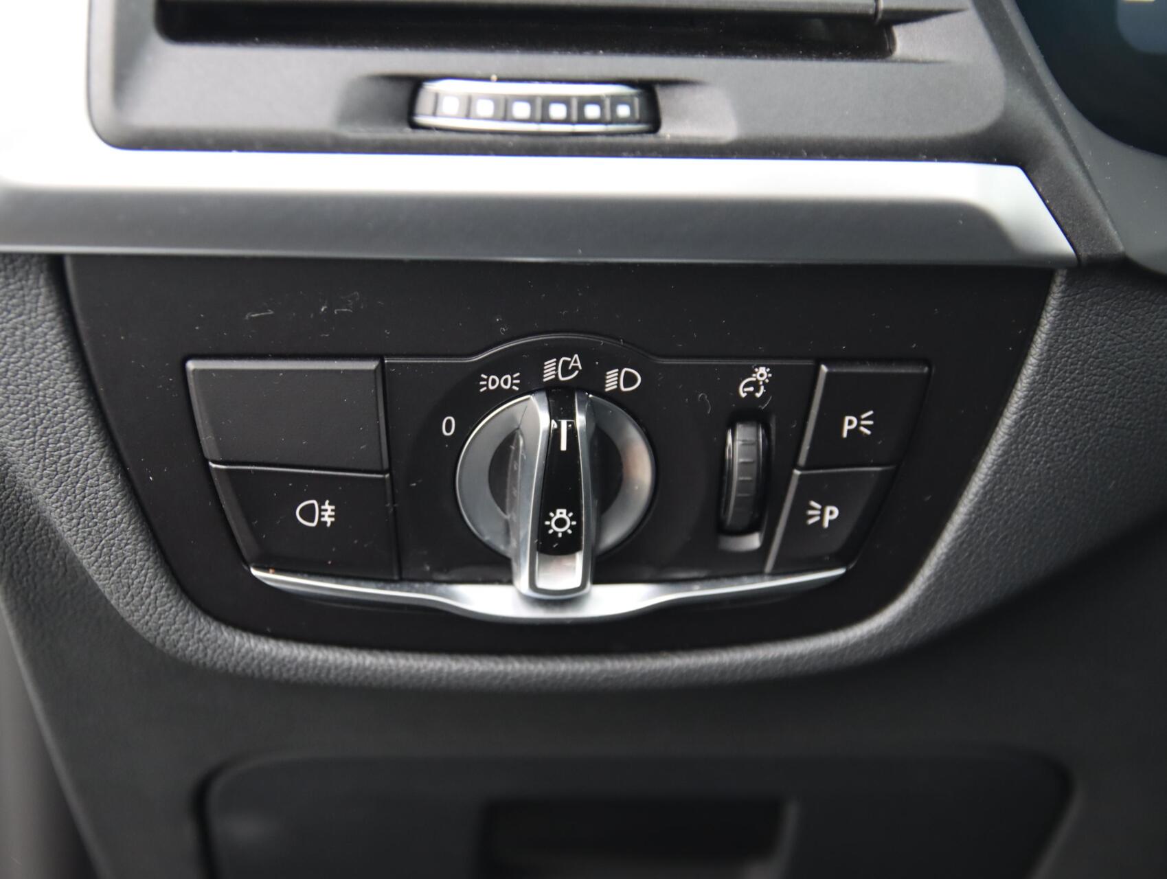 Foto van BMW Ix3