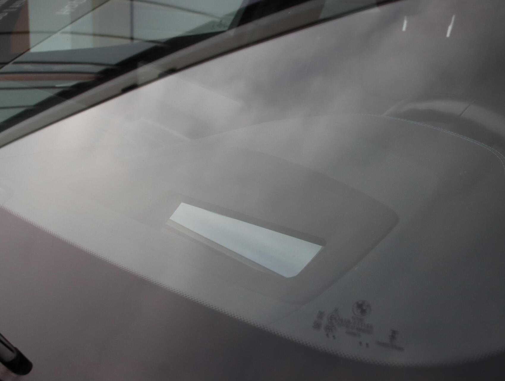 Foto van BMW Ix3
