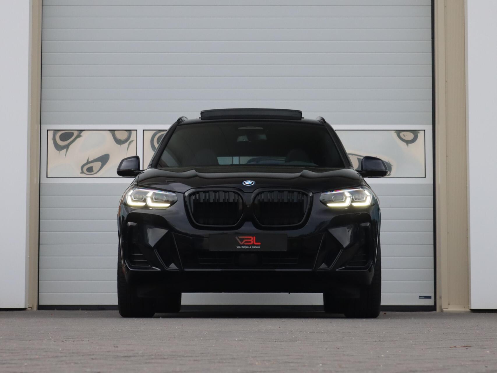 Foto van BMW Ix3