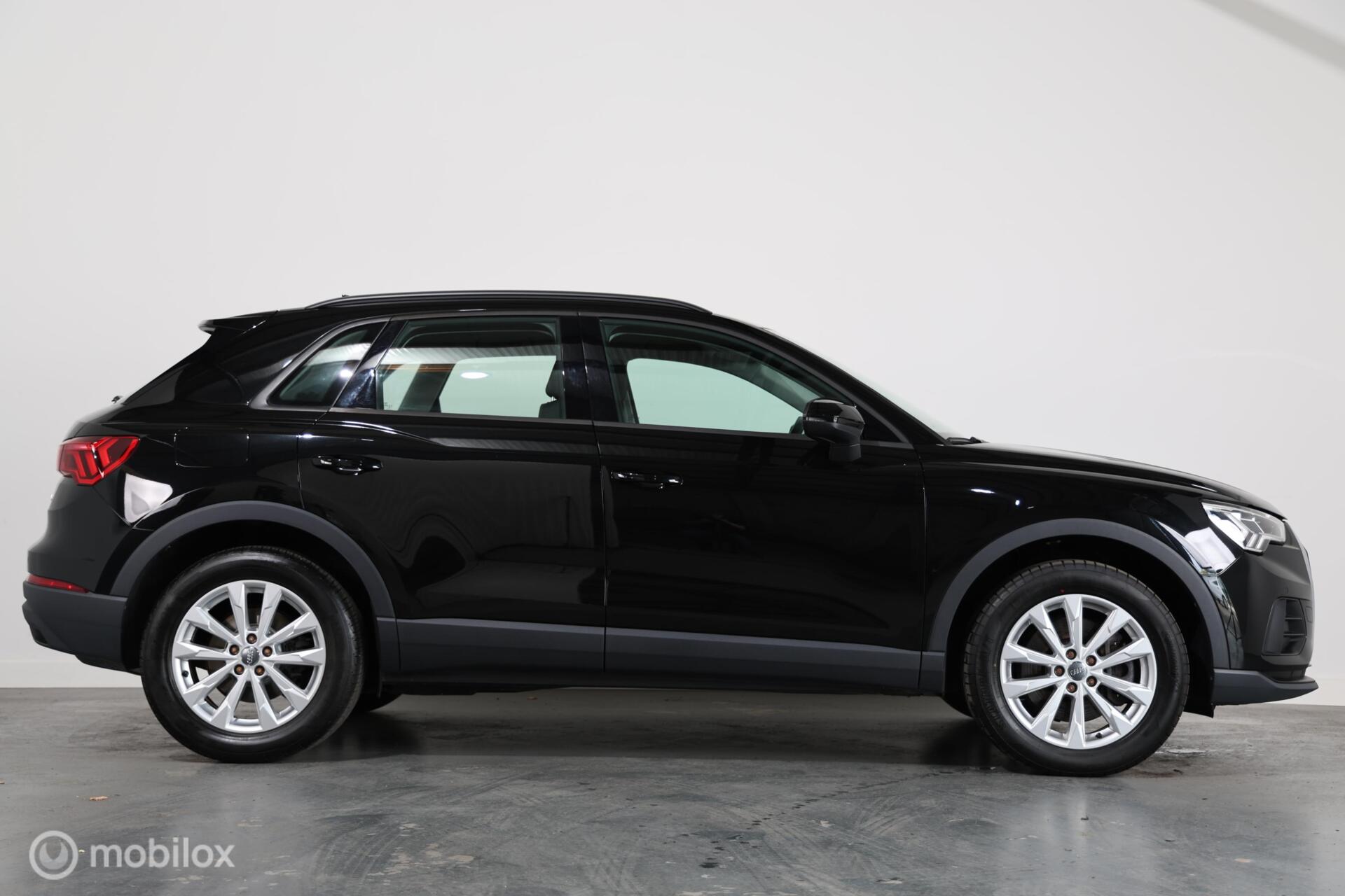 Foto van Audi Q3 E-tron
