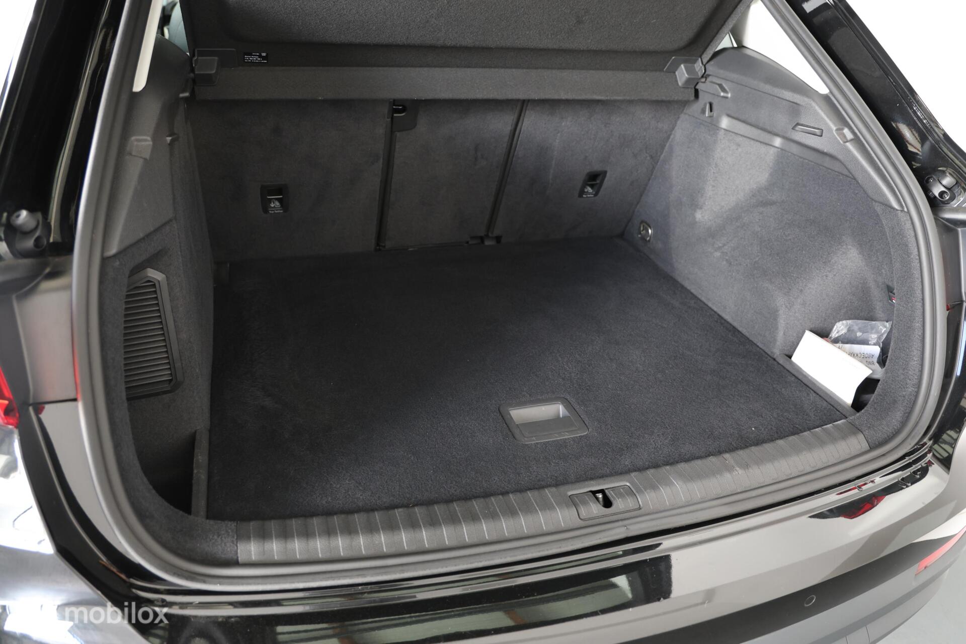 Foto van Audi Q3 E-tron