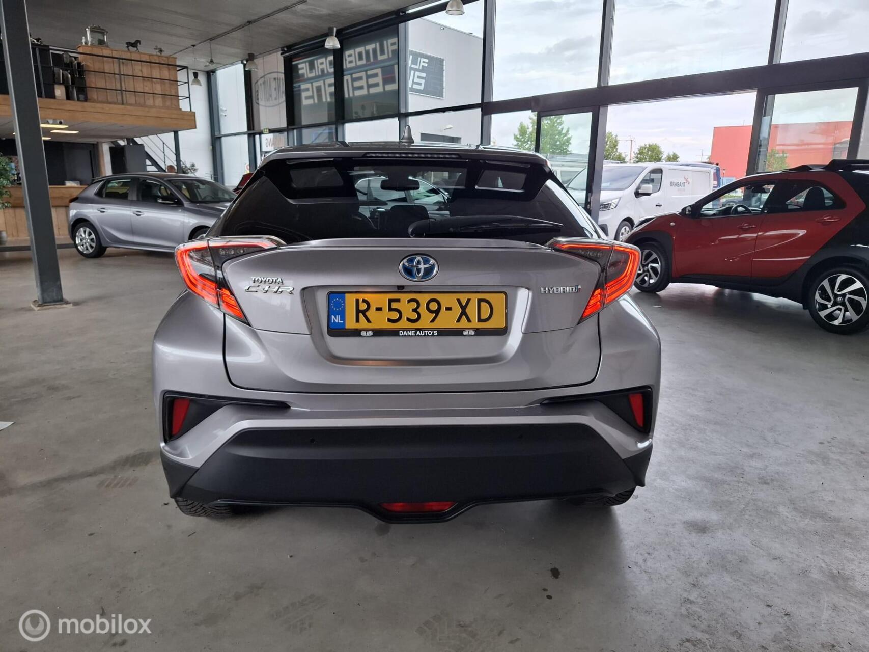 Foto van Toyota Toyota C-hr