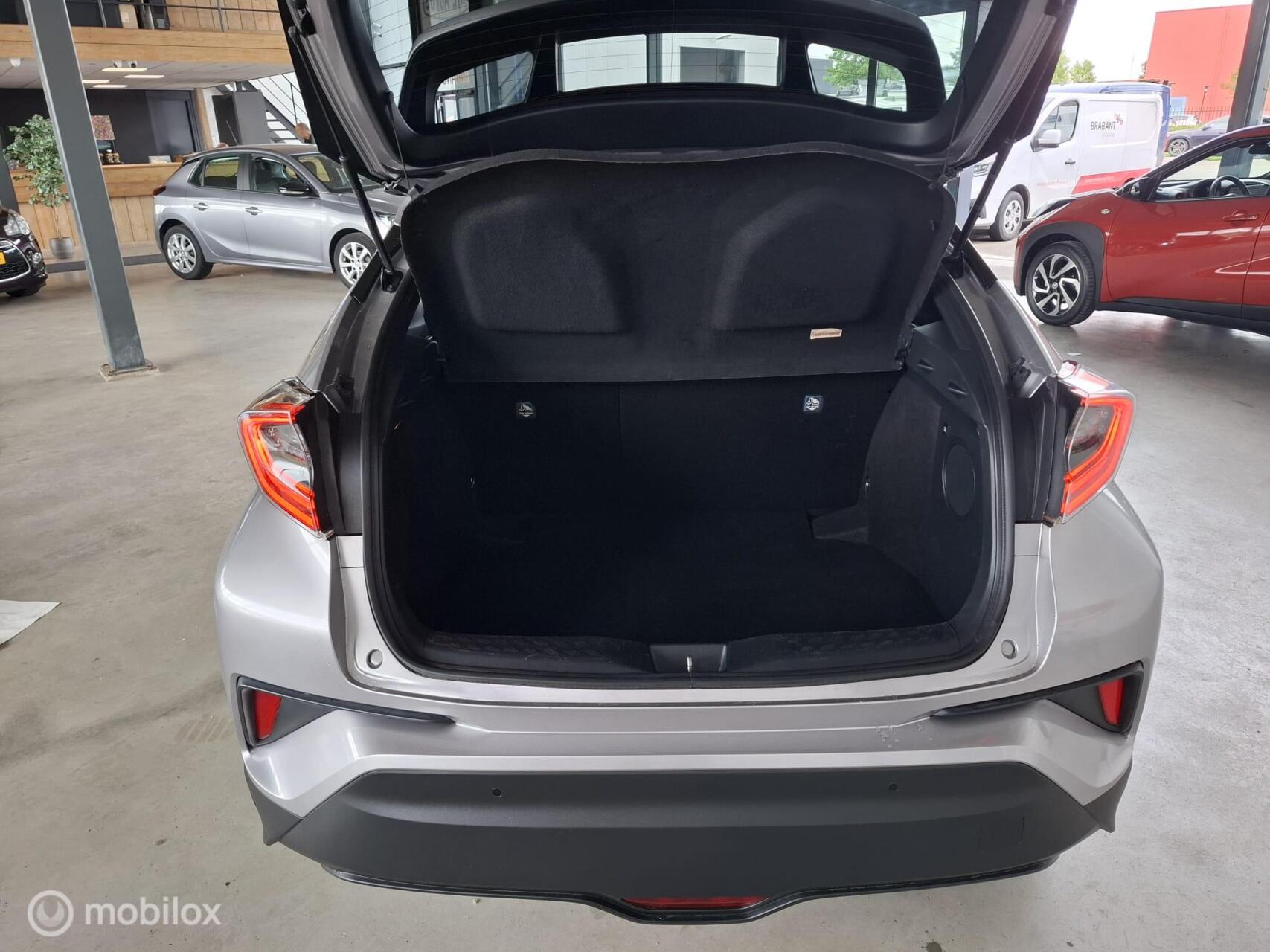 Foto van Toyota Toyota C-hr