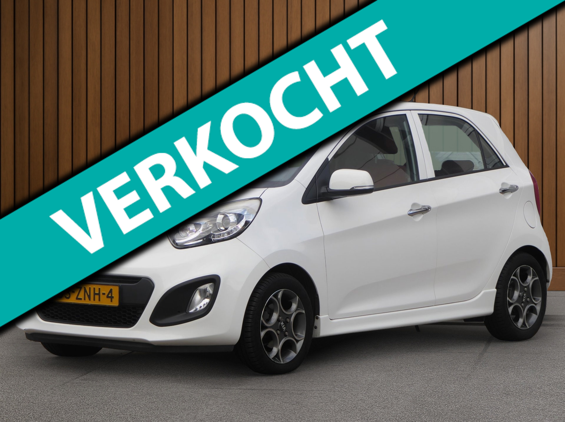 Kia Picanto 1.0 CVVT Design Edition 5-Deurs | Leer | Airco | Parkeersensoren 2013 - voorkant