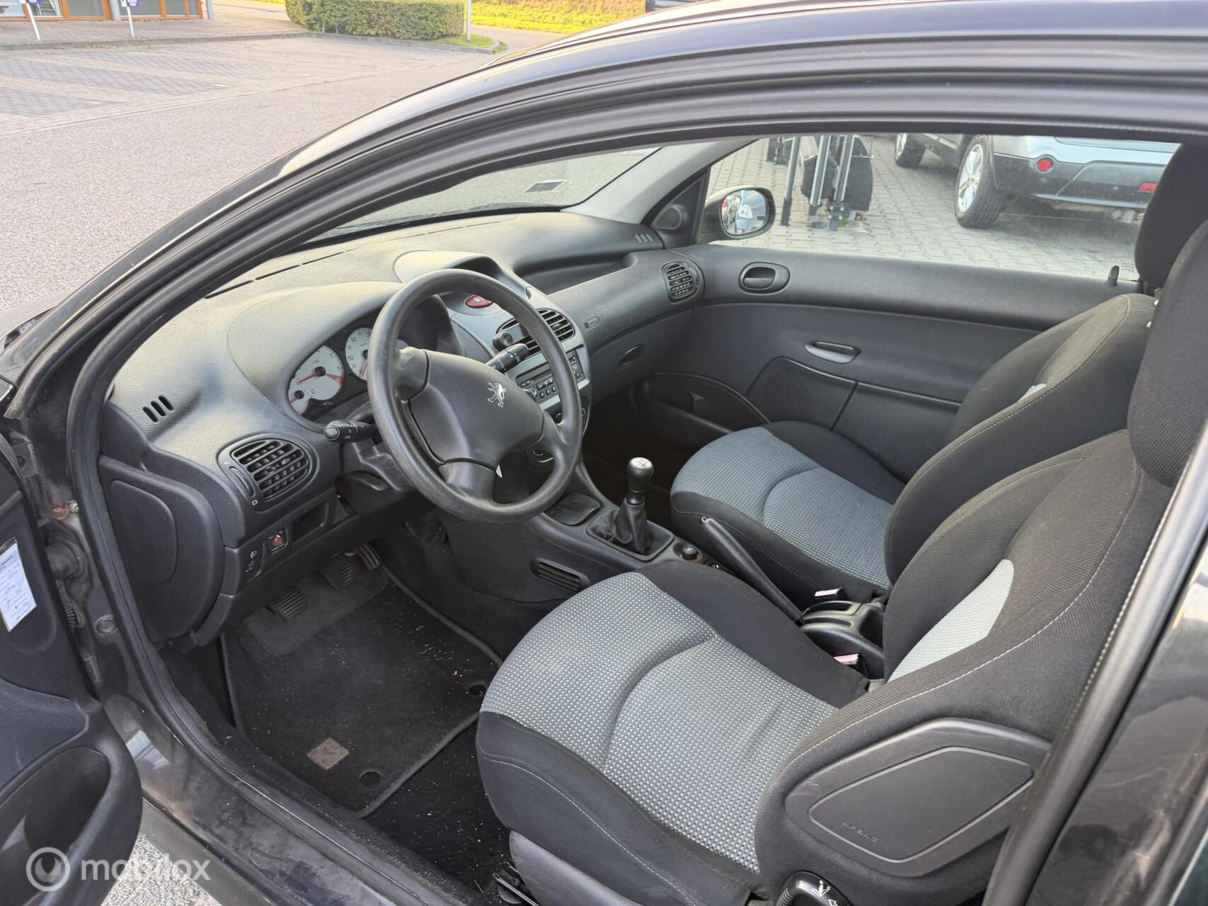 Foto van Peugeot 206
