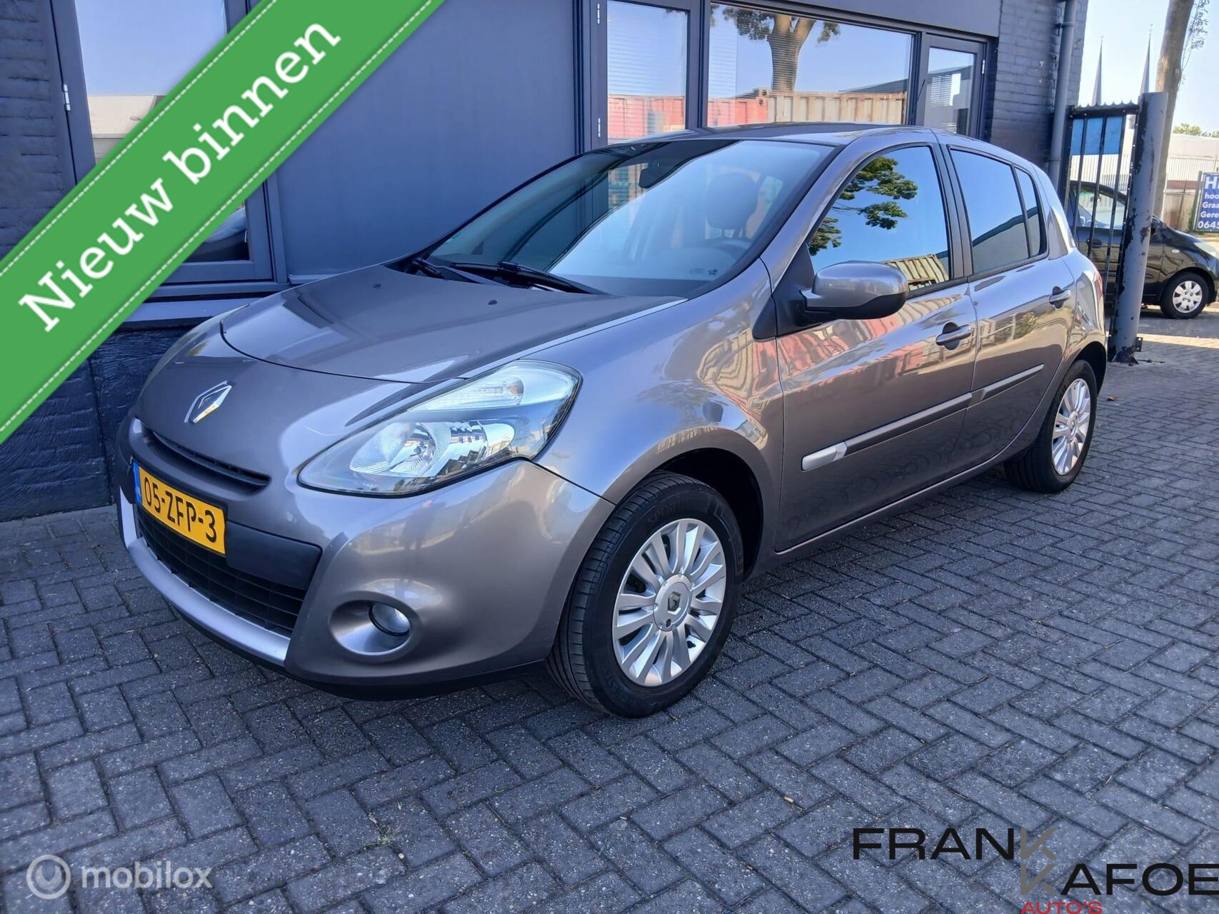 Renault Clio 1.2 16V 2012 - voorkant