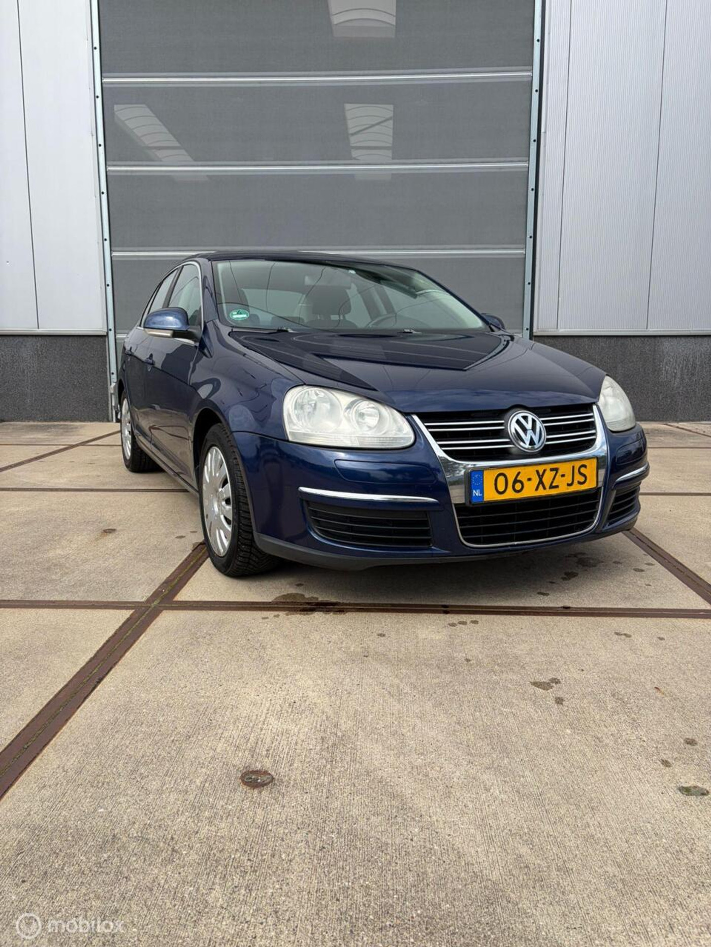 Volkswagen Jetta 1.6 FSI Comfortline 2007 - voorkant