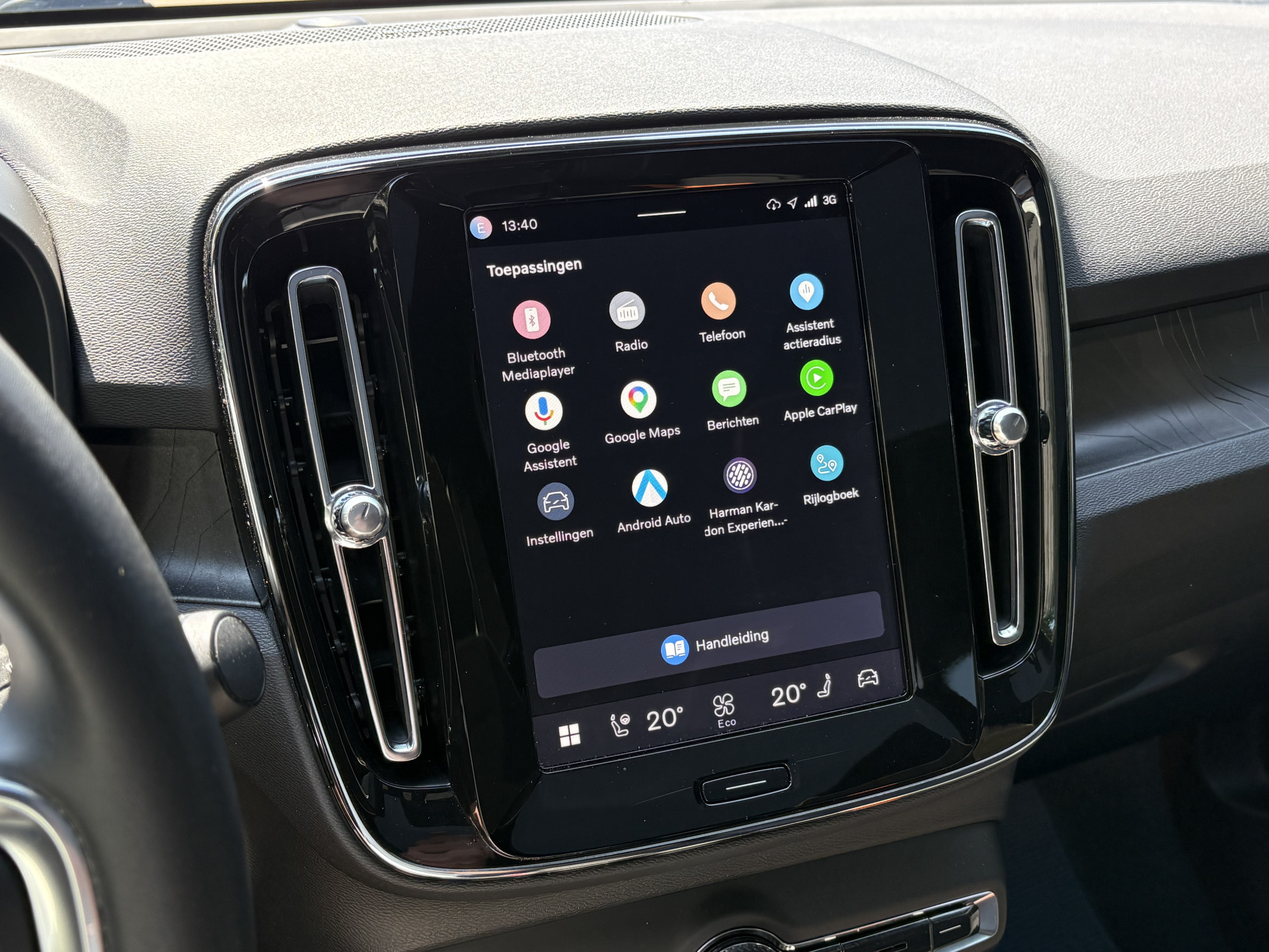 Foto van Volvo C40