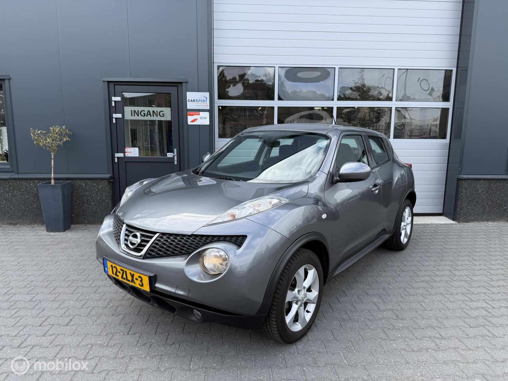 Nissan Nissan Juke 1.6 Acenta / Automaat / Airco / Cruise! 2013 - voorkant