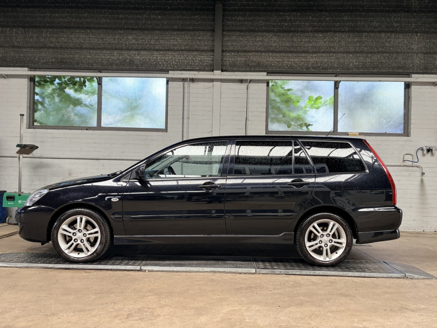 Foto van Mitsubishi Mitsubishi Lancer Wagon