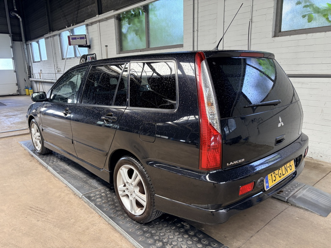 Foto van Mitsubishi Mitsubishi Lancer Wagon