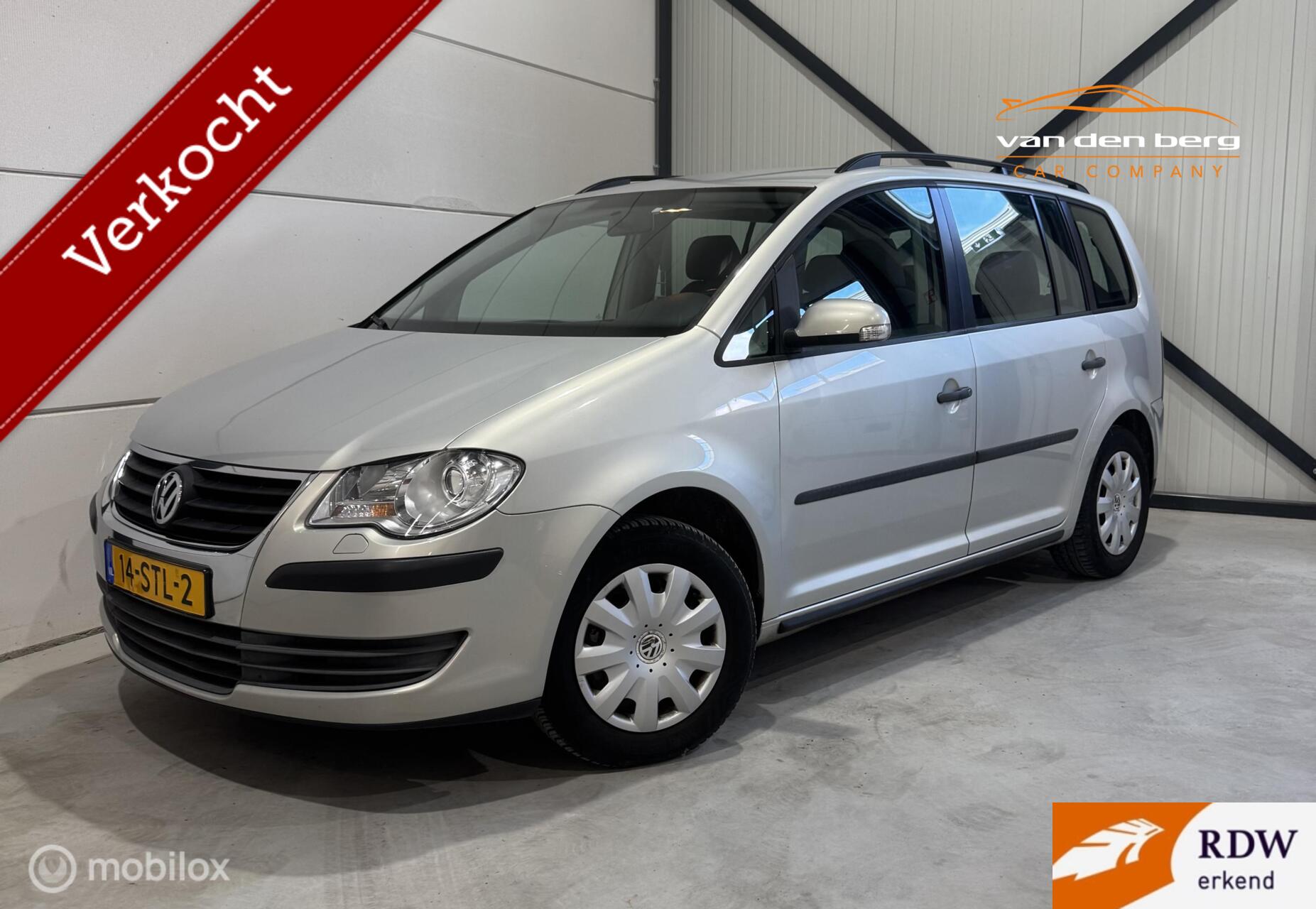 Volkswagen Touran 1.9 TDI Comfortline 7 Persoons ! 2009 - voorkant