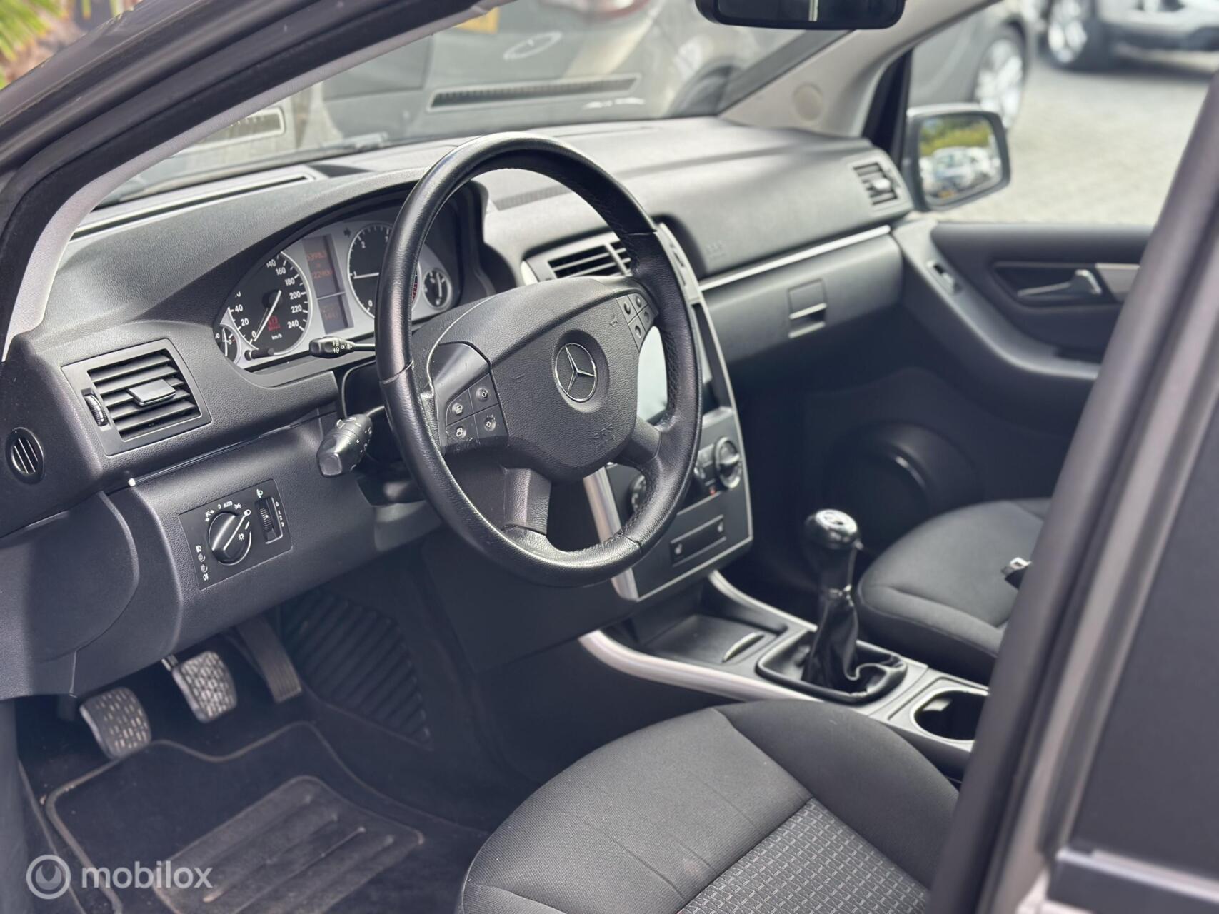 Foto van Mercedes-Benz B 180 CDI
