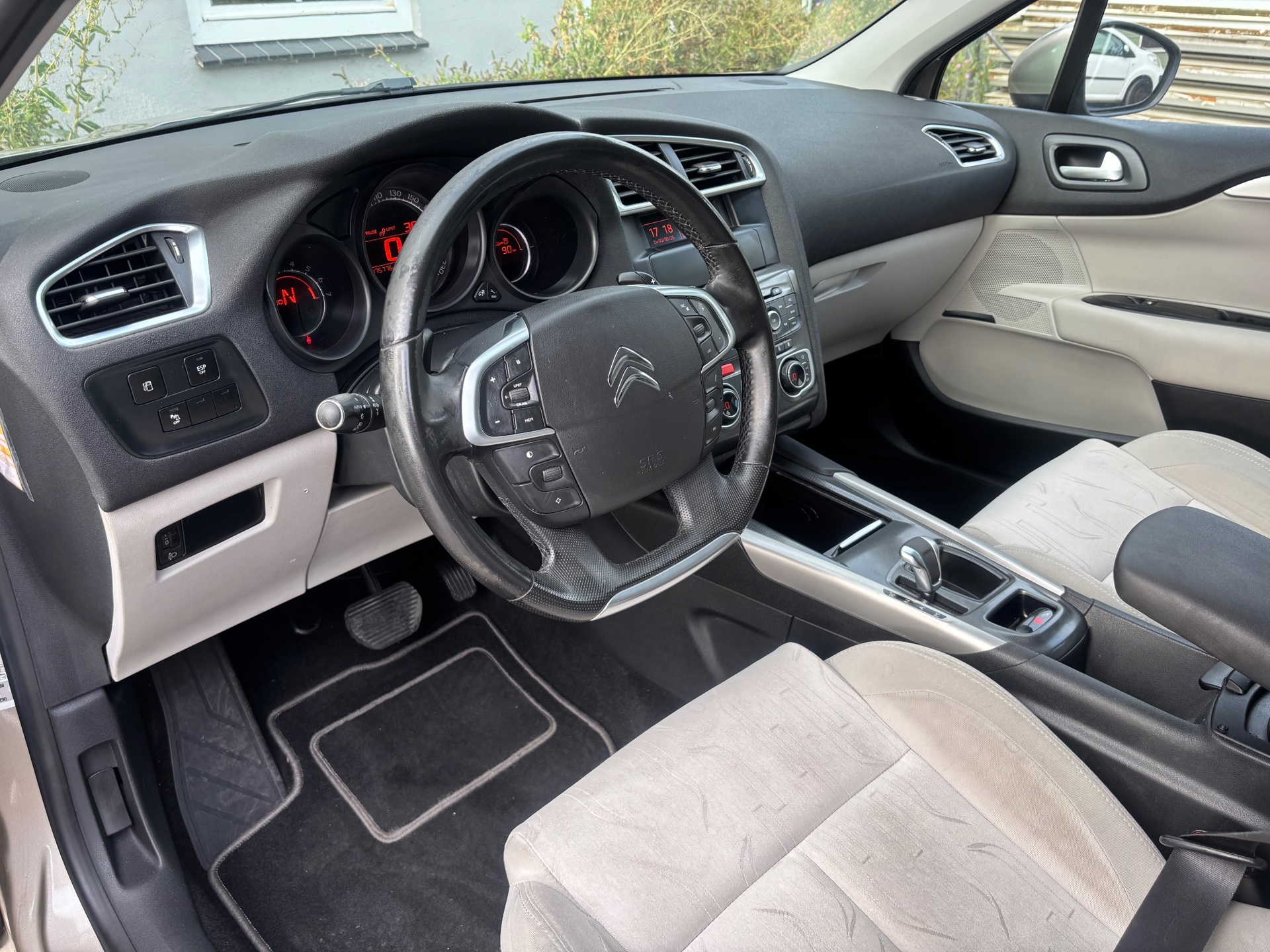 Foto van Citroen C4