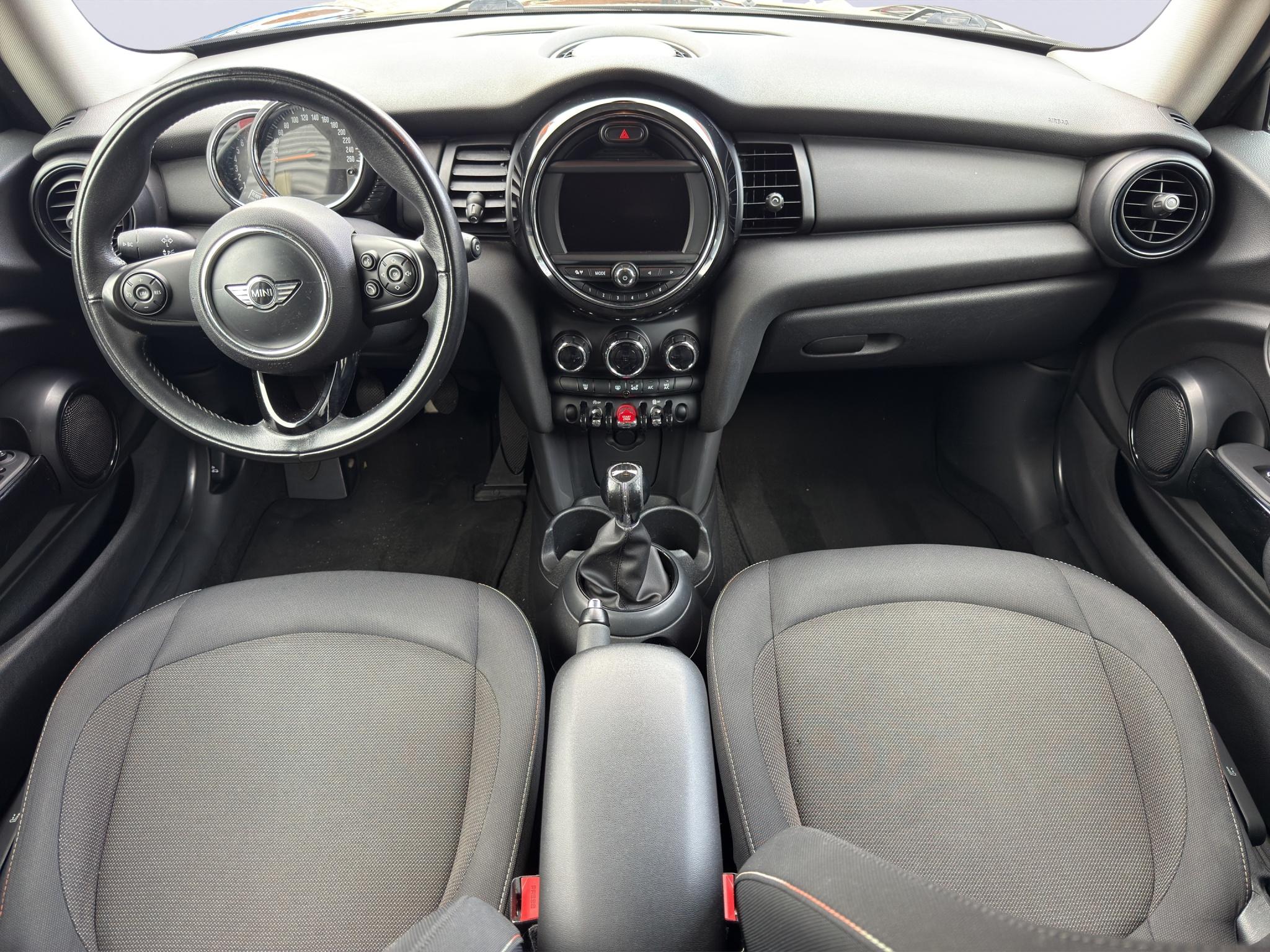 Foto van Mini One