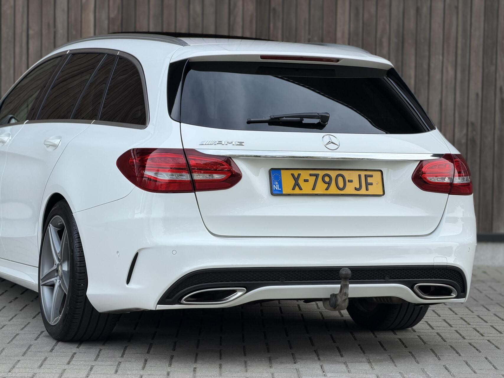 Foto van Mercedes-Benz C 250