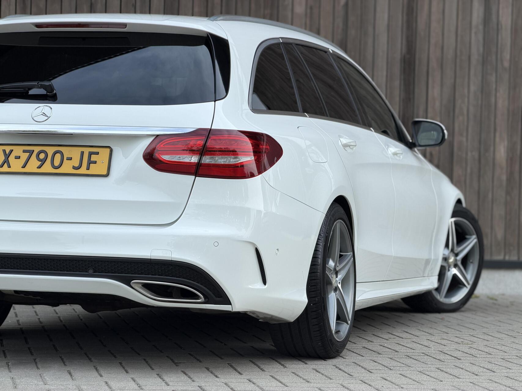 Foto van Mercedes-Benz C 250