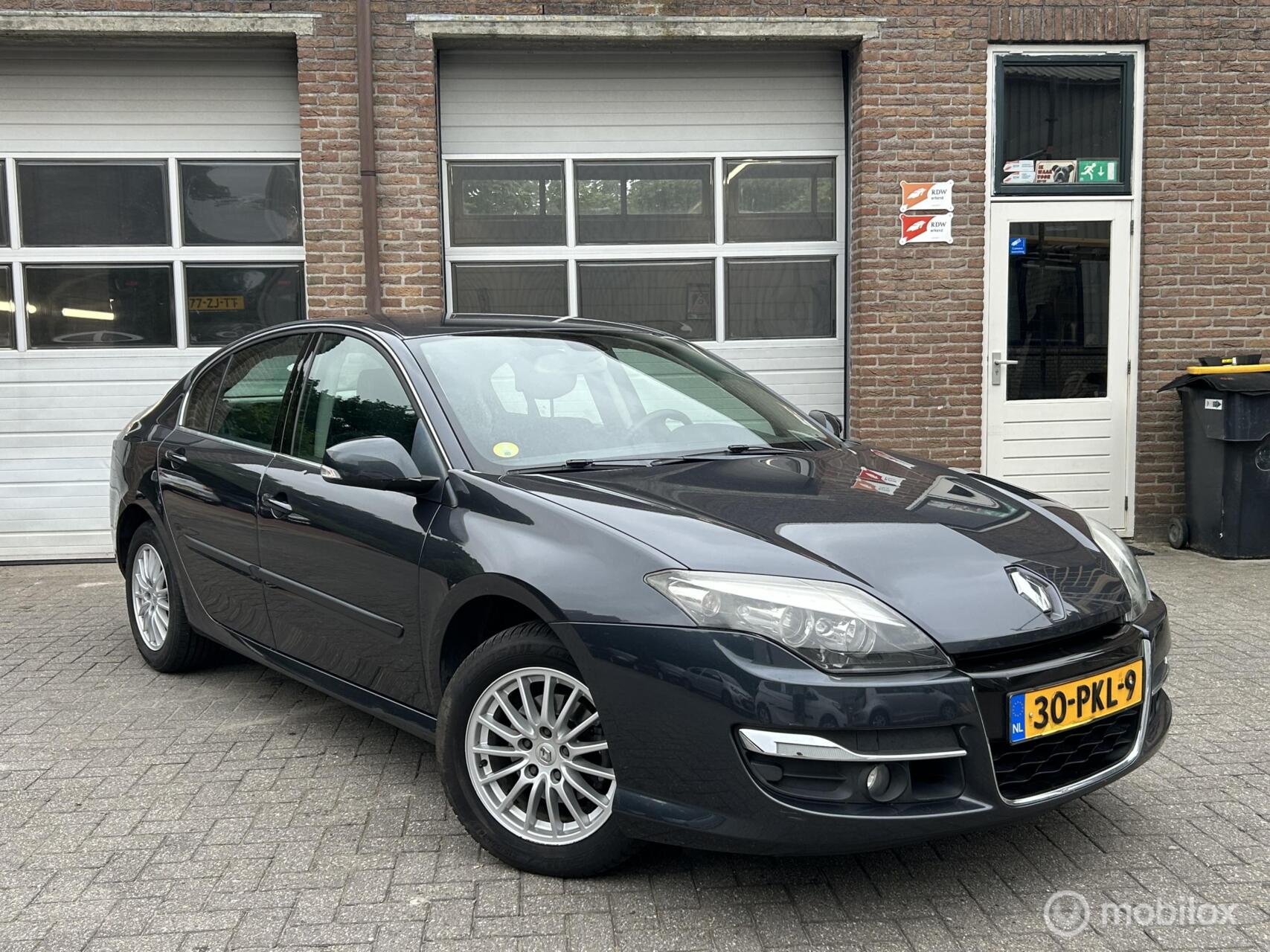 Renault Laguna 1.5 dCi Dynamique | Clima | EXPORT 2011 - voorkant