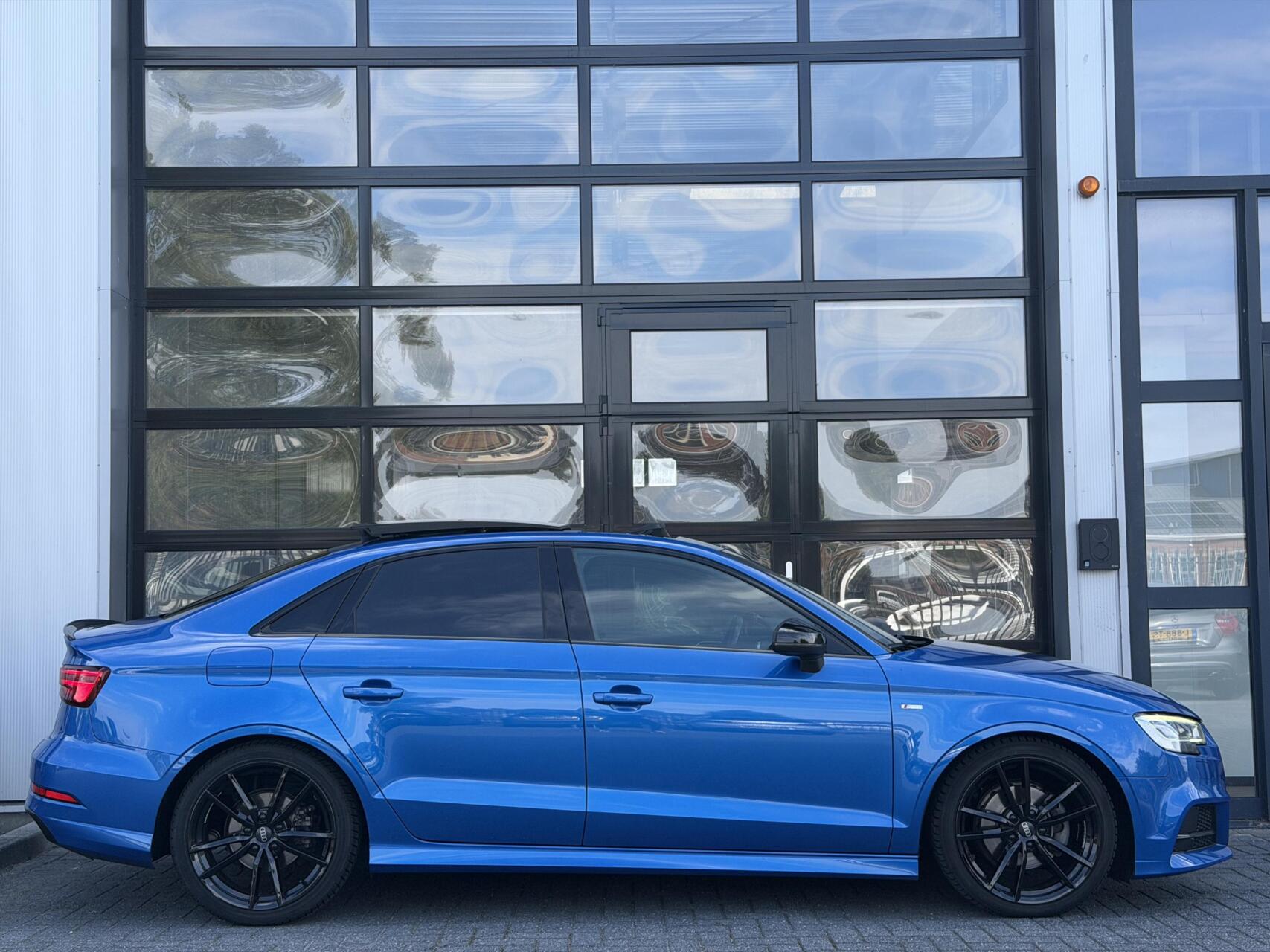 Foto van Audi A3 Limousine