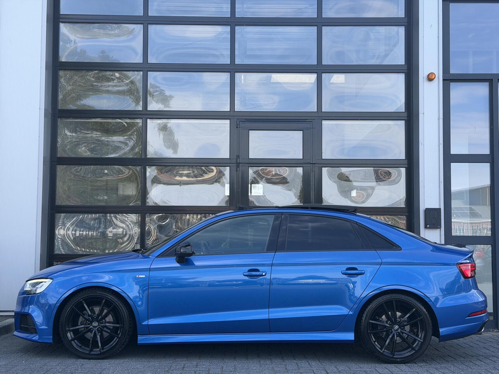 Foto van Audi A3 Limousine