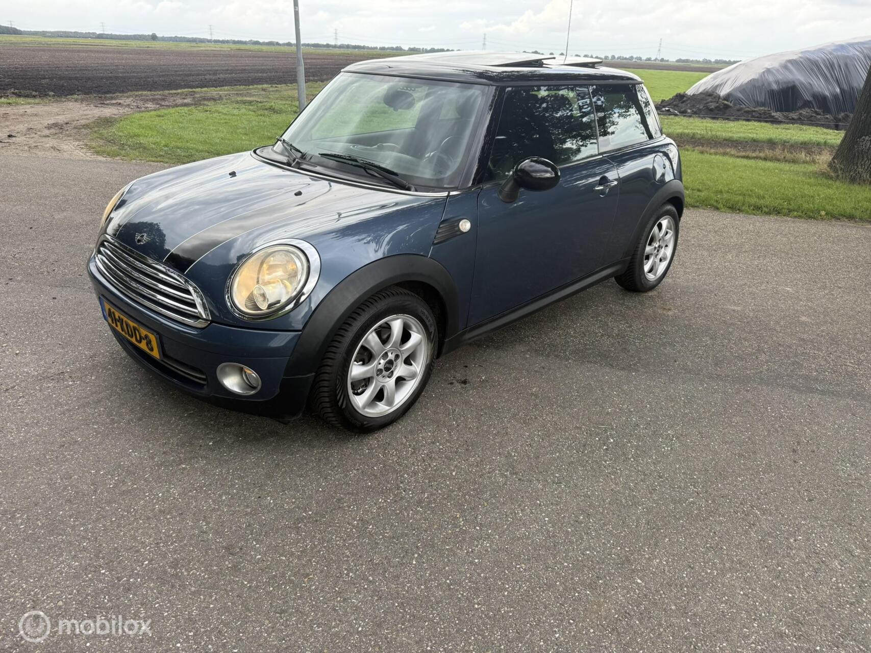 Mini Mini Cooper 1.6 Cooper Chili 2009 - voorkant