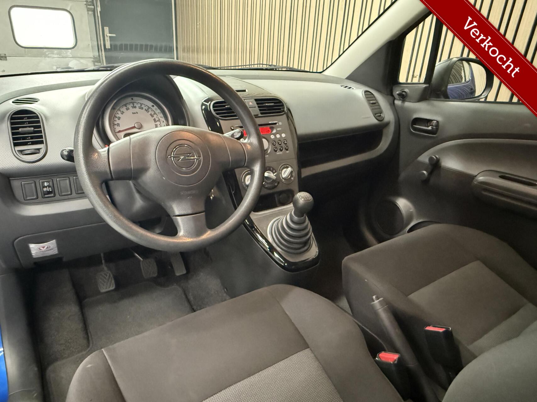 Foto van Opel Agila