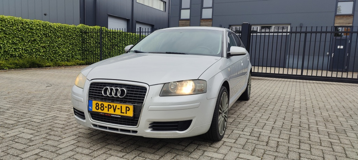 Audi A3 2.0 FSI Attraction 2005 - voorkant