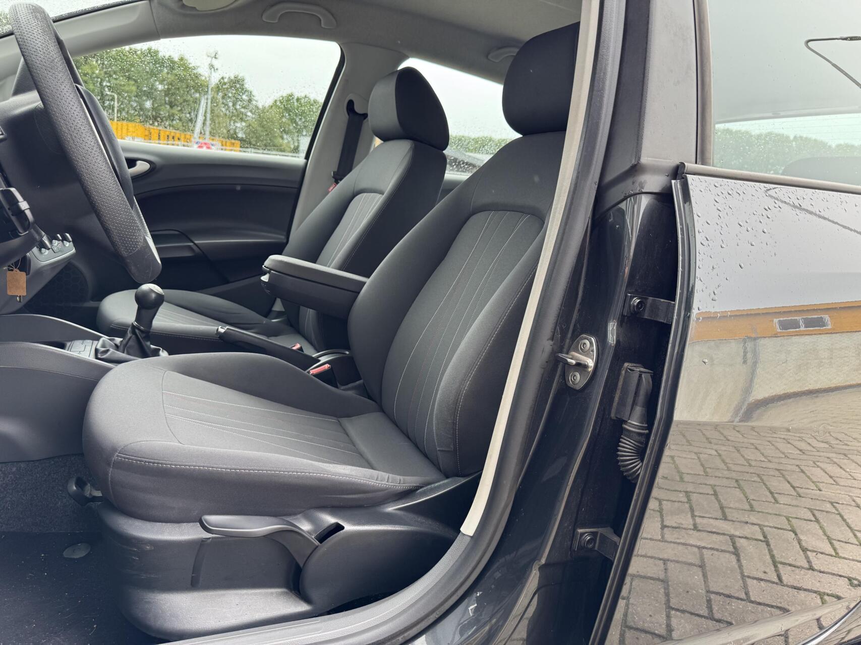 Foto van Seat Ibiza ST