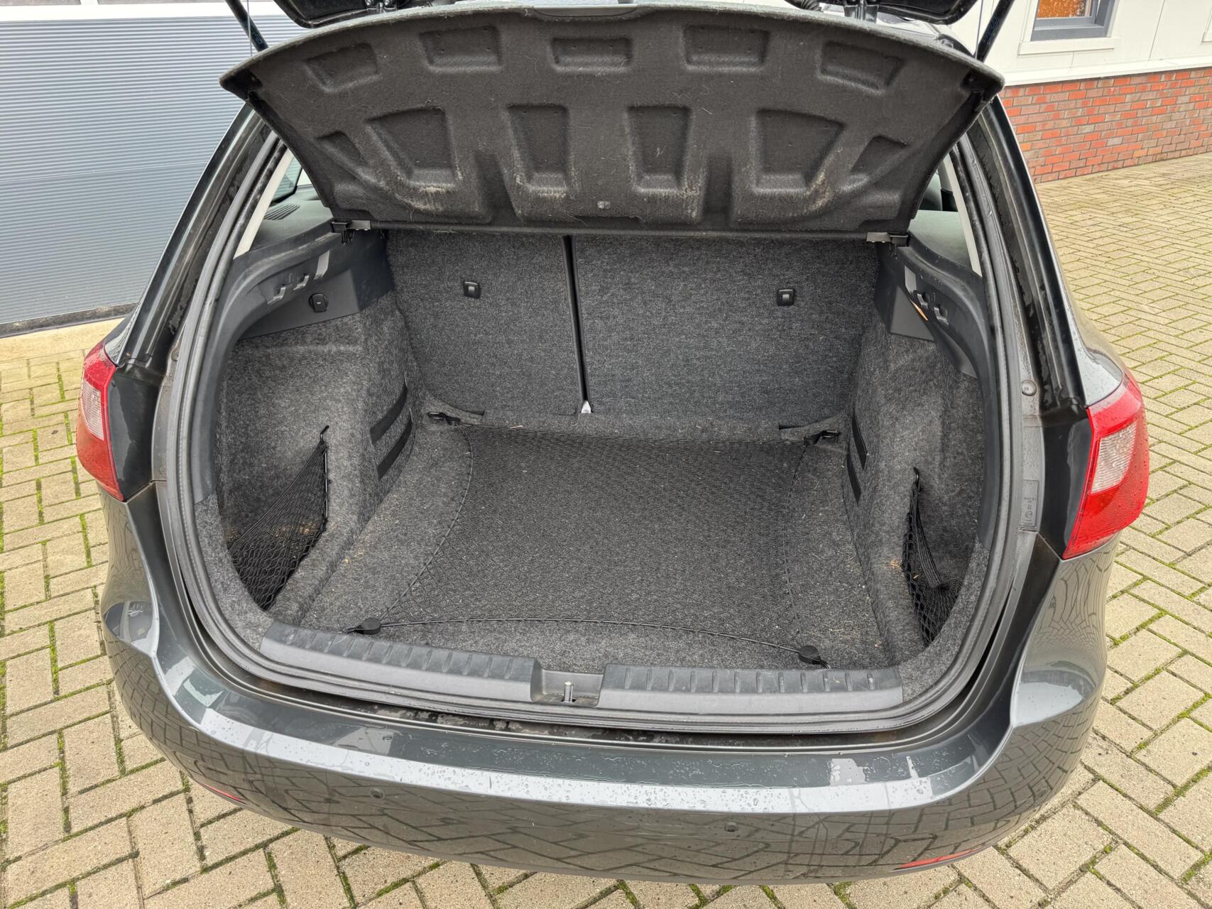Foto van Seat Ibiza ST