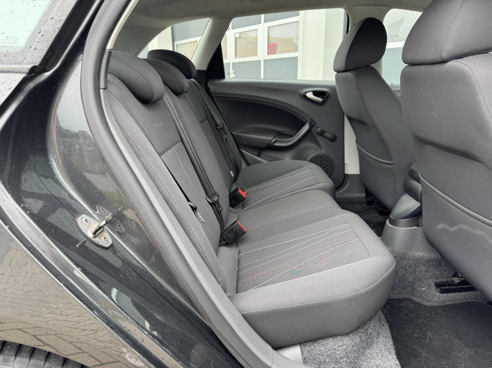 Foto van Seat Ibiza ST