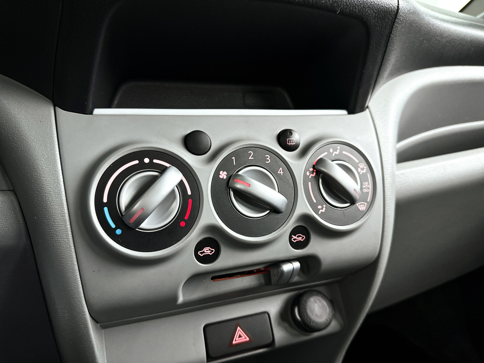 Foto van Nissan Nissan Pixo